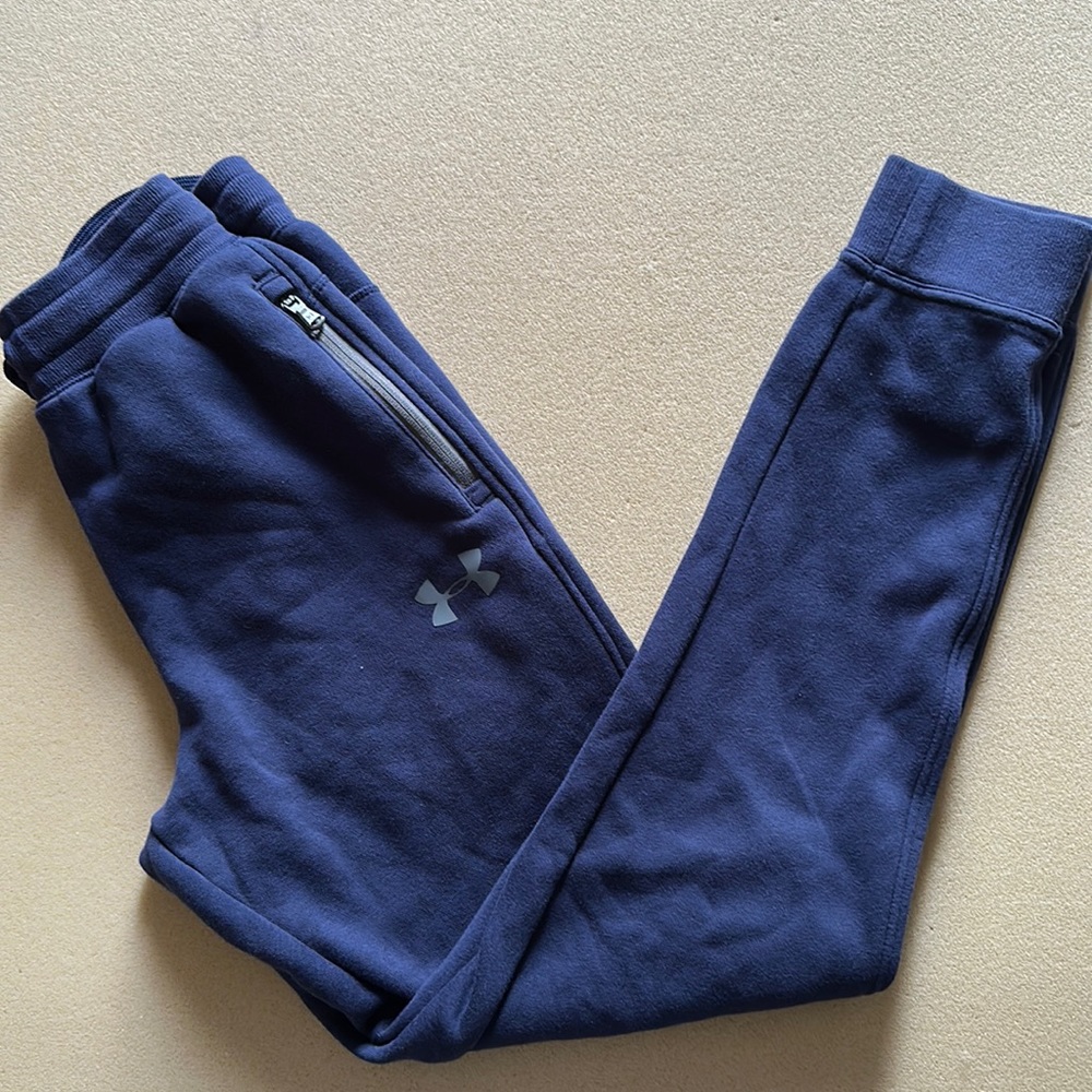 Under Armour Fitted Jogger Sweatpants (Small)